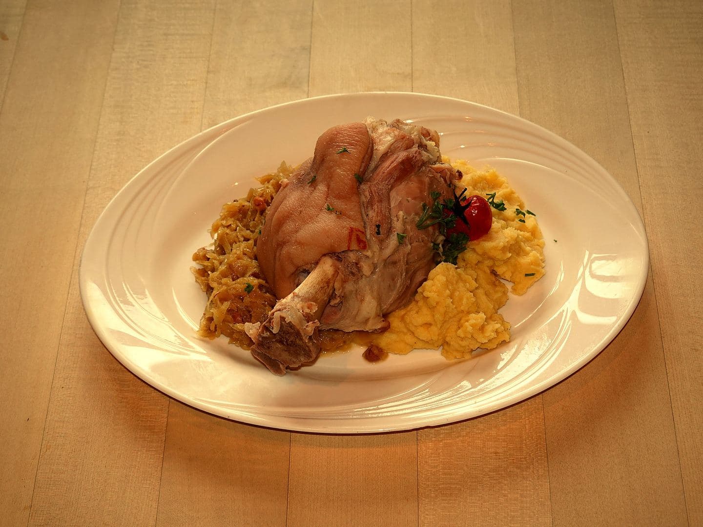 Hämmchen – Brauhaus Goldener Pflug